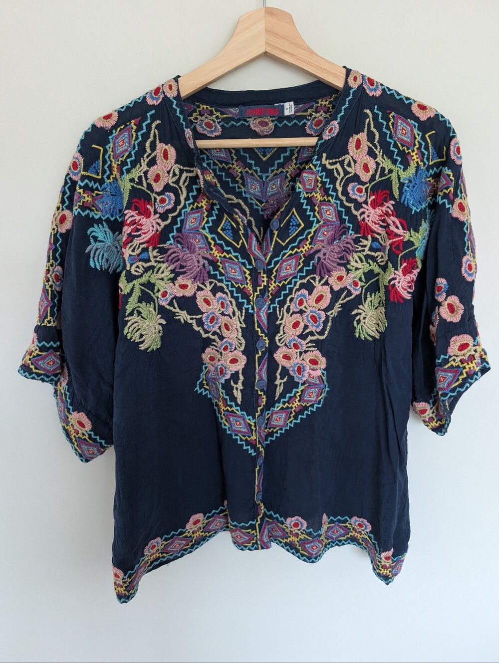 Johnny Was Blouse Women Blue Sz S Tuscany Night Embroidered Oversized Button-Up - Picture 3 of 12